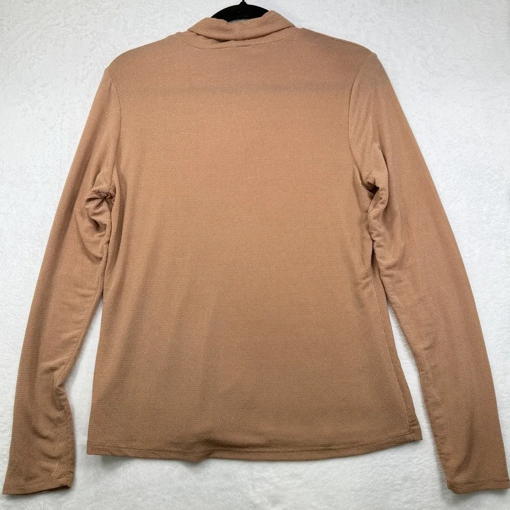 DR2 turtleneck sweater